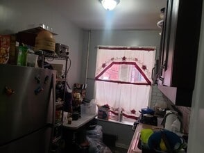 287 E 46th St in Brooklyn, NY - Building Photo - Building Photo