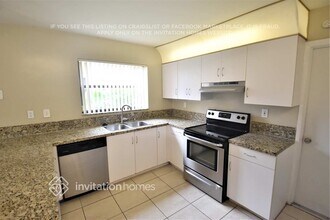 5941 York Ln in Davie, FL - Building Photo - Building Photo