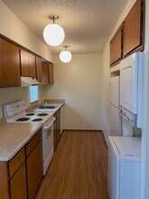 1115 Perry Ave in Bremerton, WA - Building Photo - Building Photo