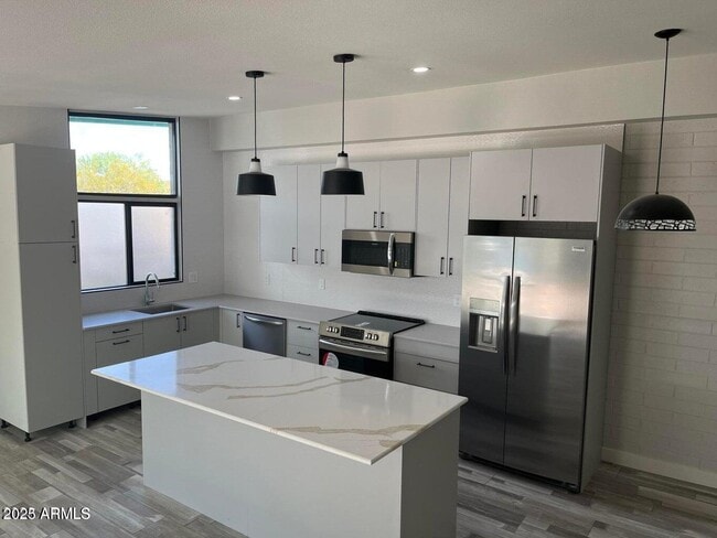 property at 7440 E Cave Creek Rd