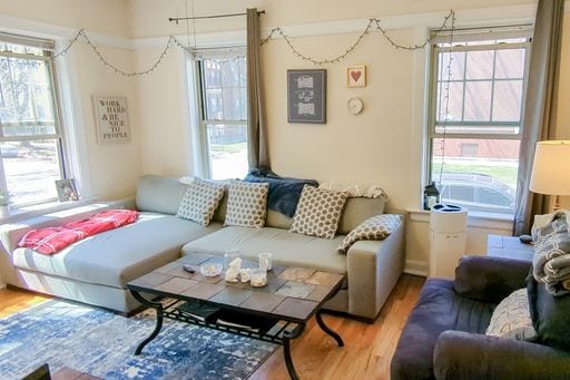 5103 N Winchester Ave, Unit 2 in Chicago, IL - Building Photo