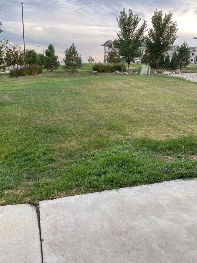 901 Bremner Ave in Bismarck, ND - Building Photo - Building Photo