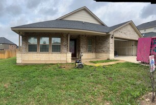 7607 Melanite Dr in Killeen, TX - Building Photo