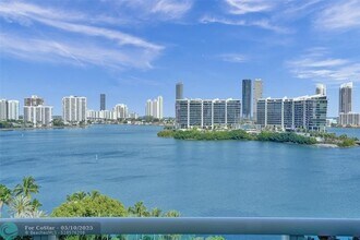 3301 NE 183rd St in Aventura, FL - Building Photo - Building Photo