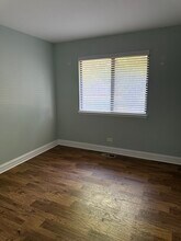 216 Deerpath Ct in Schaumburg, IL - Building Photo - Building Photo