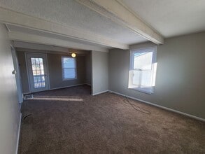 306 E Vernon Ave in Normal, IL - Building Photo - Building Photo