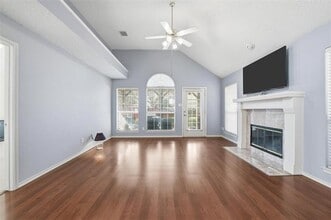 934 Highgate Dr in Lewisville, TX - Building Photo - Building Photo