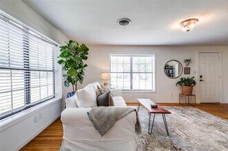 5415 Dartmouth Ave in River Oaks, TX - Building Photo - Building Photo