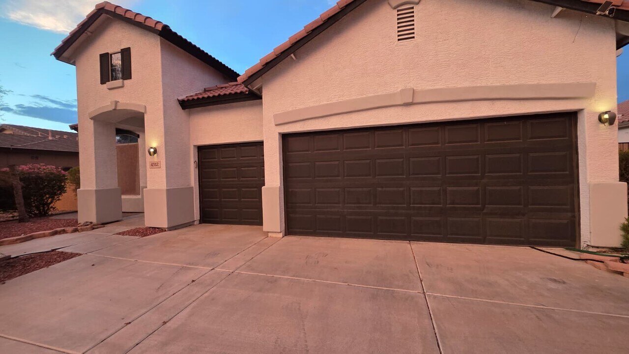 4312 W Piedmont Rd in Phoenix, AZ - Building Photo