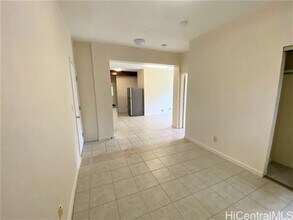 3339 Manoa Rd in Honolulu, HI - Building Photo - Building Photo