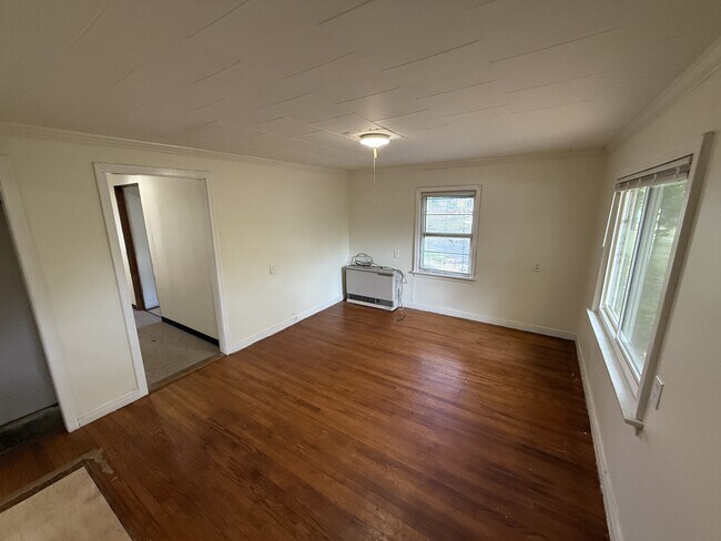 594 Lansingville Rd in Lansing, NY - Building Photo - Building Photo