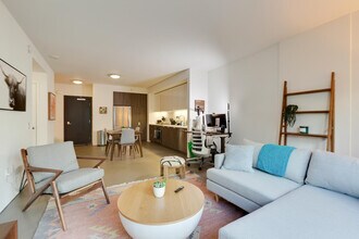 18 10th St in San Francisco, CA - Building Photo - Building Photo