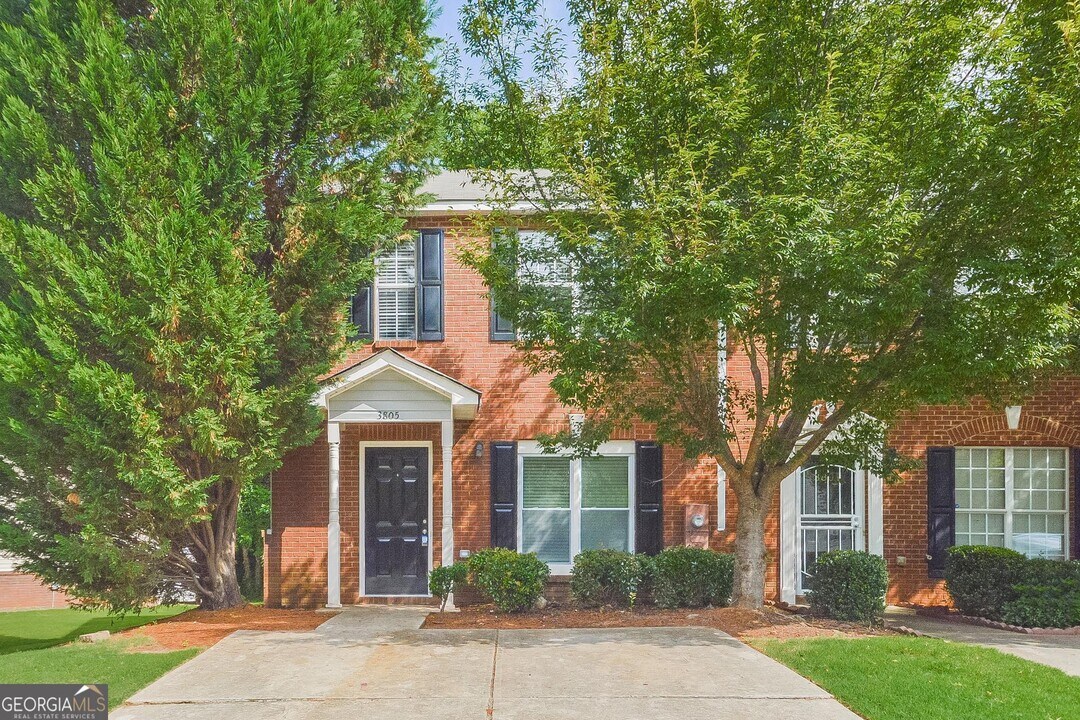 3805 Waldrop Ln in Decatur, GA - Building Photo