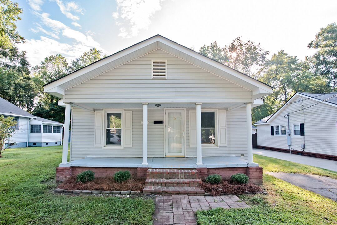 706 Carolyn Ave in Kannapolis, NC - Building Photo