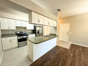 1005 Eagle Pond Dr in Winter Haven, FL - Building Photo - Building Photo