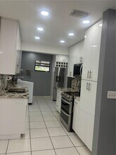 17201 SW 117th Ct, Unit 1041 in Miami, FL - Building Photo - Building Photo