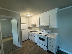 2572 Alcott Rd in Richmond, VA - Building Photo - Building Photo