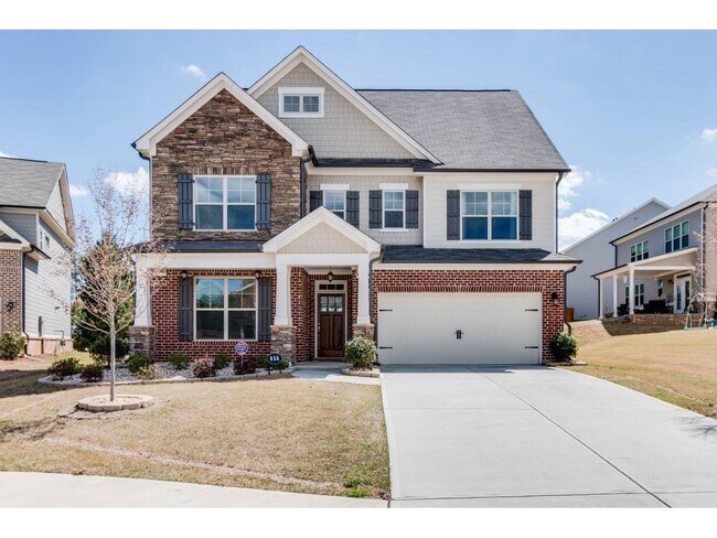 property at 656 Leland Pkwy