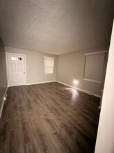 3203 Island Rd in Bristol, VA - Foto de edificio - Building Photo