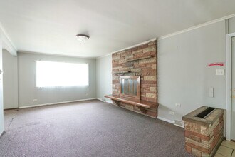 15020 Oak St in Dolton, IL - Building Photo - Building Photo