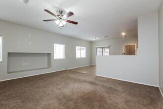 6522 W Elwood St in Phoenix, AZ - Building Photo - Building Photo