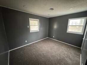 681 S Farnham St in Galesburg, IL - Foto de edificio - Building Photo