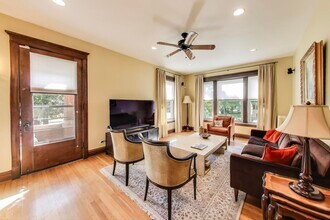 4200 N Hermitage Ave in Chicago, IL - Building Photo - Building Photo
