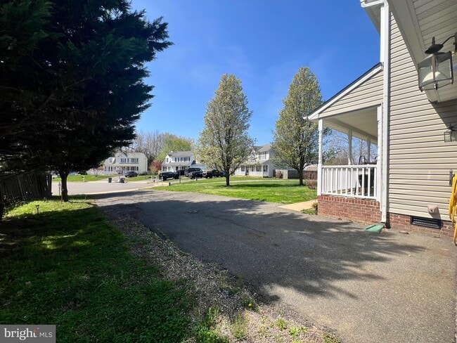 property at 2405 Gifhorn Ct