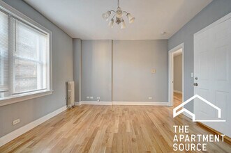4560 W George St in Chicago, IL - Building Photo - Building Photo
