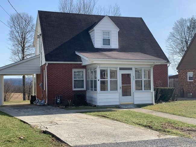 property at 533 Indiana St