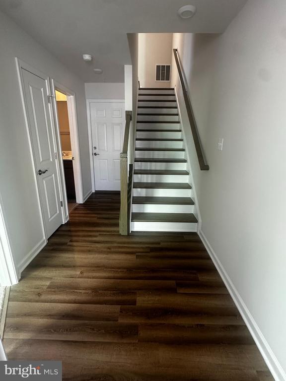 property at 3404 Whippitt Wy