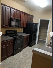 897 Ivydale Ln SW in Lawrenceville, GA - Building Photo - Building Photo