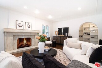 108 S Detroit St in Los Angeles, CA - Building Photo - Building Photo