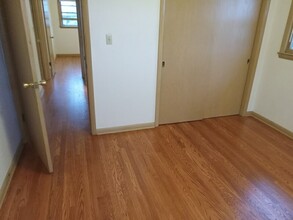 12210 W North Ave, Unit 2 in Wauwatosa, WI - Building Photo - Building Photo