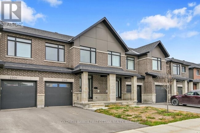 2305 Goldhawk Dr in Ottawa, ON - Building Photo - Building Photo