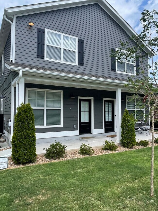 property at 809 S Maple St
