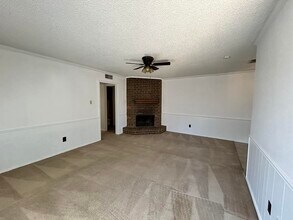 6109 38th St in Lubbock, TX - Building Photo - Building Photo