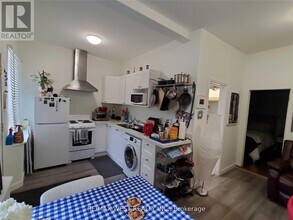 66-66 Dagmar Ave in Toronto, ON - Building Photo - Building Photo