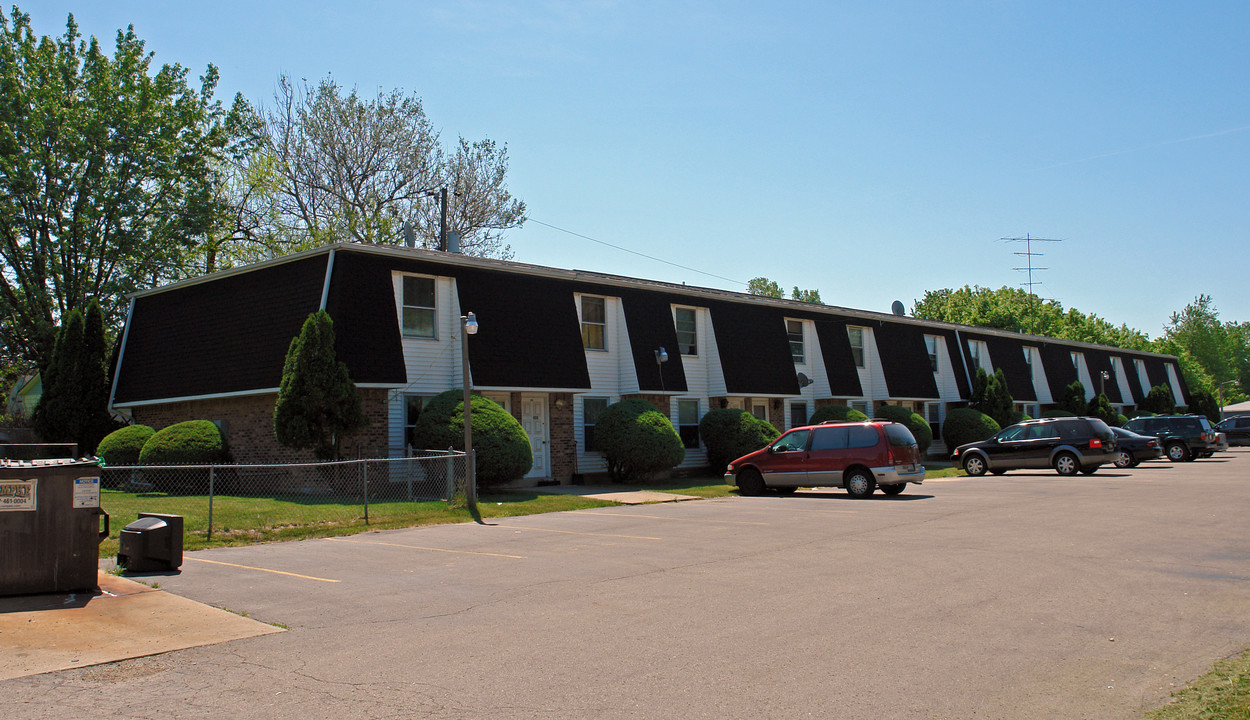 302 Patterson St in Fairborn, OH - Building Photo