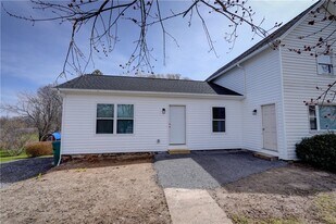 3924 W Walworth Rd in Macedon, NY - Building Photo