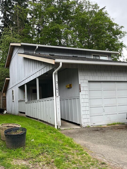 3101 Wilson Ave Alley in Bellingham, WA - Building Photo