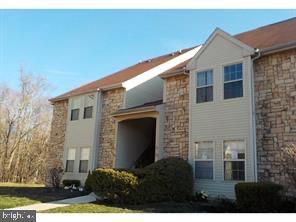 318 Tavistock Rd in Cherry Hill, NJ - Building Photo