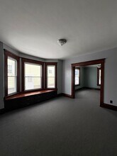 112 11th St SW in Massillon, OH - Building Photo - Building Photo