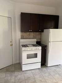 6343 N Magnolia Ave, Unit STUDIO in Chicago, IL - Building Photo - Building Photo