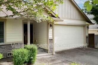 2173 Laurine Ct NE in Salem, OR - Building Photo - Building Photo