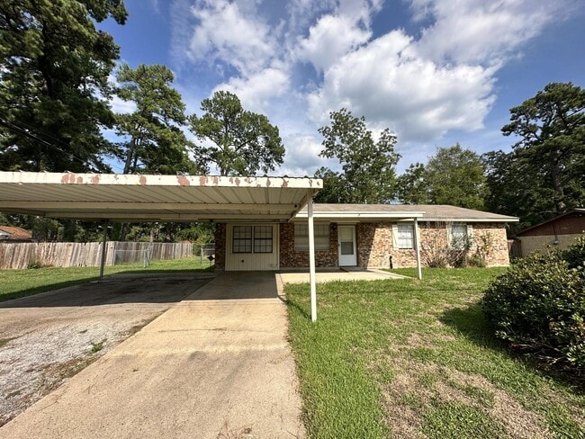 112 Hemlock Rd
