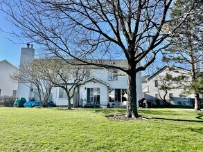 213 Carlisle Ave in Westmont, IL - Building Photo - Building Photo