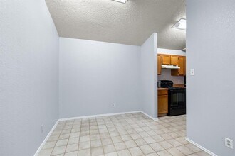 6002 Parkwood Dr in Austin, TX - Building Photo - Building Photo