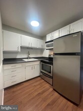 103 N Emory Dr-Unit -286 in Sterling, VA - Building Photo - Building Photo