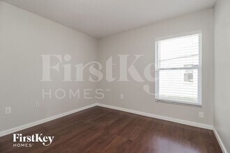 448 Fieldstream W Blvd in Orlando, FL - Building Photo - Building Photo